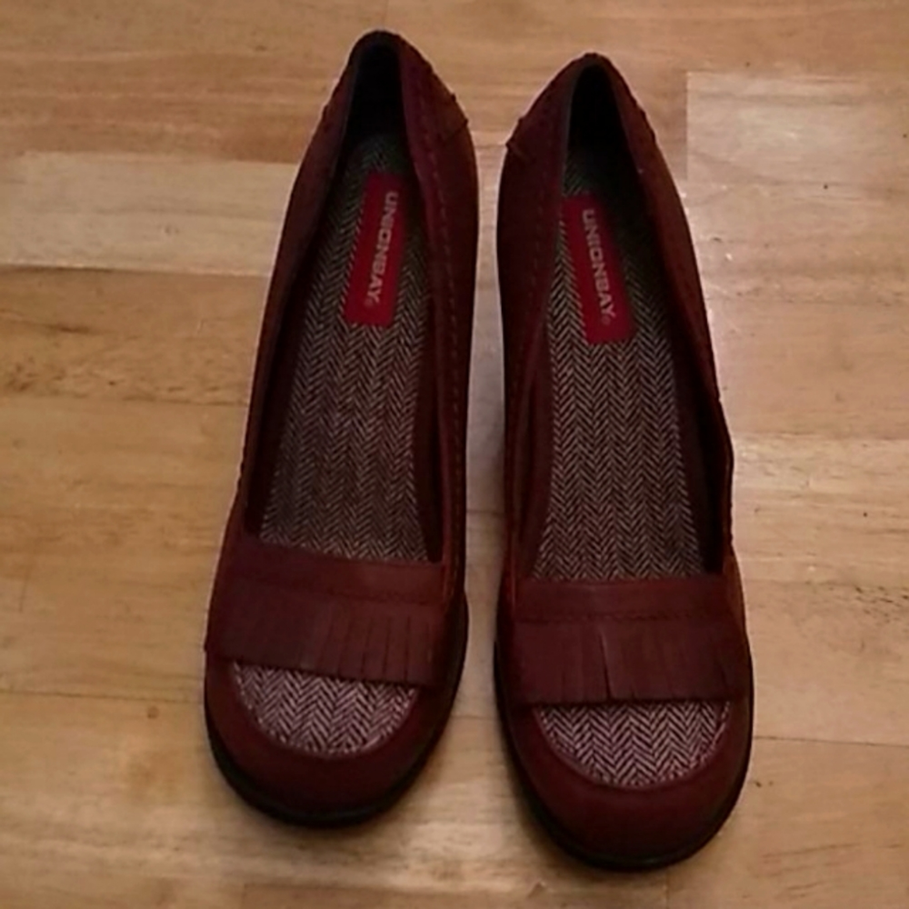 Burgundy heels